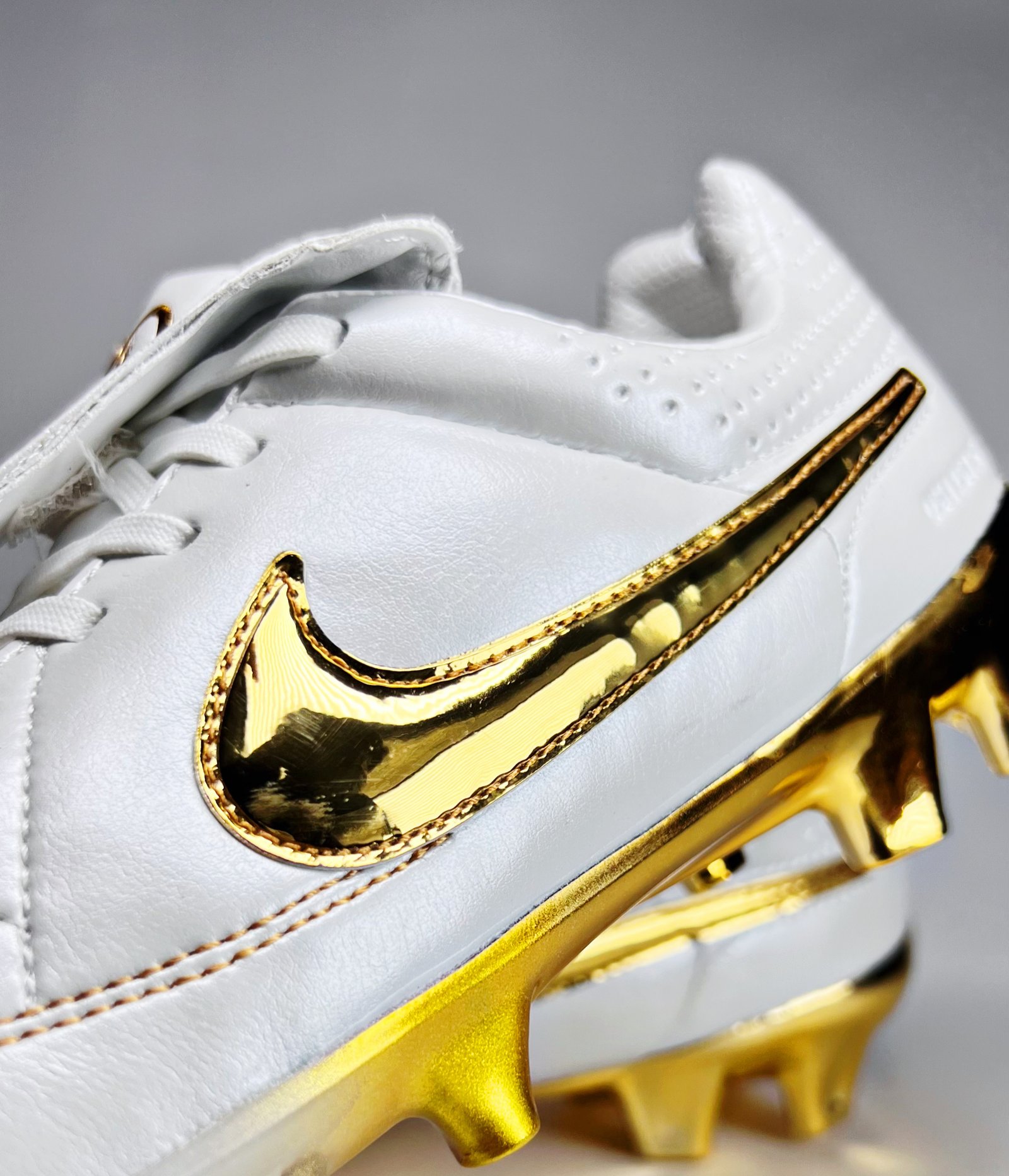 Tempo legend 10 R - White&gold