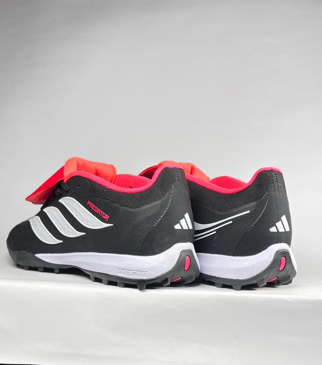 Predator 2026 Tartan - Black&red